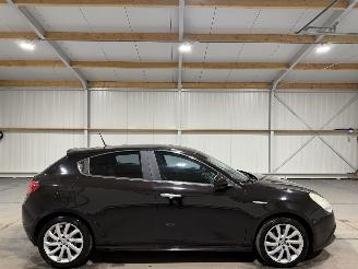 skadebil auto Alfa Romeo Giulietta 1.4T 125kW Clima Navi Distinctive 2010/11