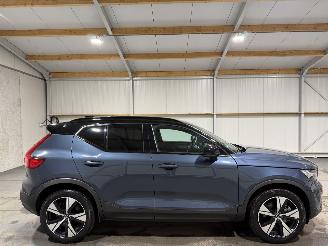 skadebil auto Volvo XC40 70kWh 170kW Recharge Core 2021/12