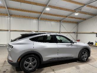 Ford Mustang Mach-e 75kWh 198kW RWD picture 5