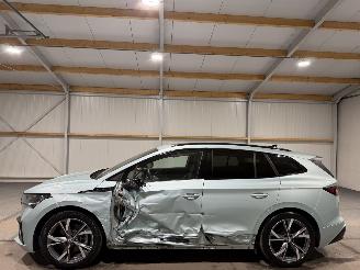 Skoda Enyaq iV 80x 195kW AWD Sportline 4x4 Pano picture 8