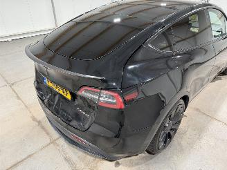 Tesla Model Y 75kWh AWD Performance 340kW picture 21