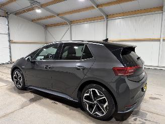 Volkswagen ID.3 58kWh 150kW First Plus picture 11