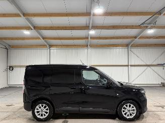 uszkodzony samochody ciężarowe Ford Transit Courier Van 1.0 EcoBoost 92kW Automaat Limited 2024/8