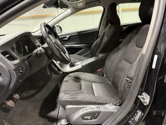 Volvo V-60 1.6T3 110kW Airco Ocean Race picture 14