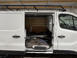 Renault Trafic 2.0dCi 88kW Work Edition  T29 picture 41