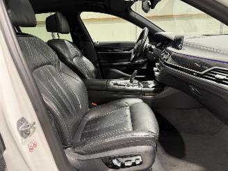 BMW 7-serie 740i 240kW Automaat Schuifkantel High Executive Luchtvering picture 27