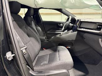 Polestar 2 63kWh Standard Range 165kW Single Motor picture 31