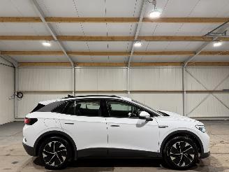 krockskadad bil auto Volkswagen ID.4 52kWh 125kW Pure 2021/11