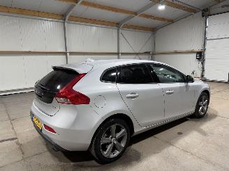 Volvo V-40 1.5T3 112kW Automaat Nordic+ picture 5