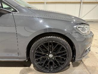 Volkswagen Golf 1.4TSI 110kW Automaat Highline Pano Business R picture 16