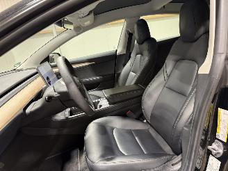 Tesla Model 3 60kWh Standard 175kW RWD Plus picture 30