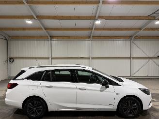 krockskadad bil auto Opel Astra ST+ 1.2 81kWh Design & Tech 2022/6