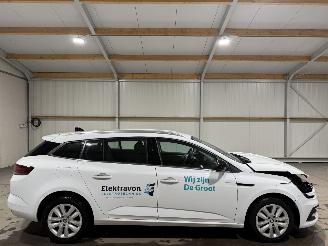 skadebil auto Renault Mégane 1.3TCe 103kW Automaat Equilibre 2024/3
