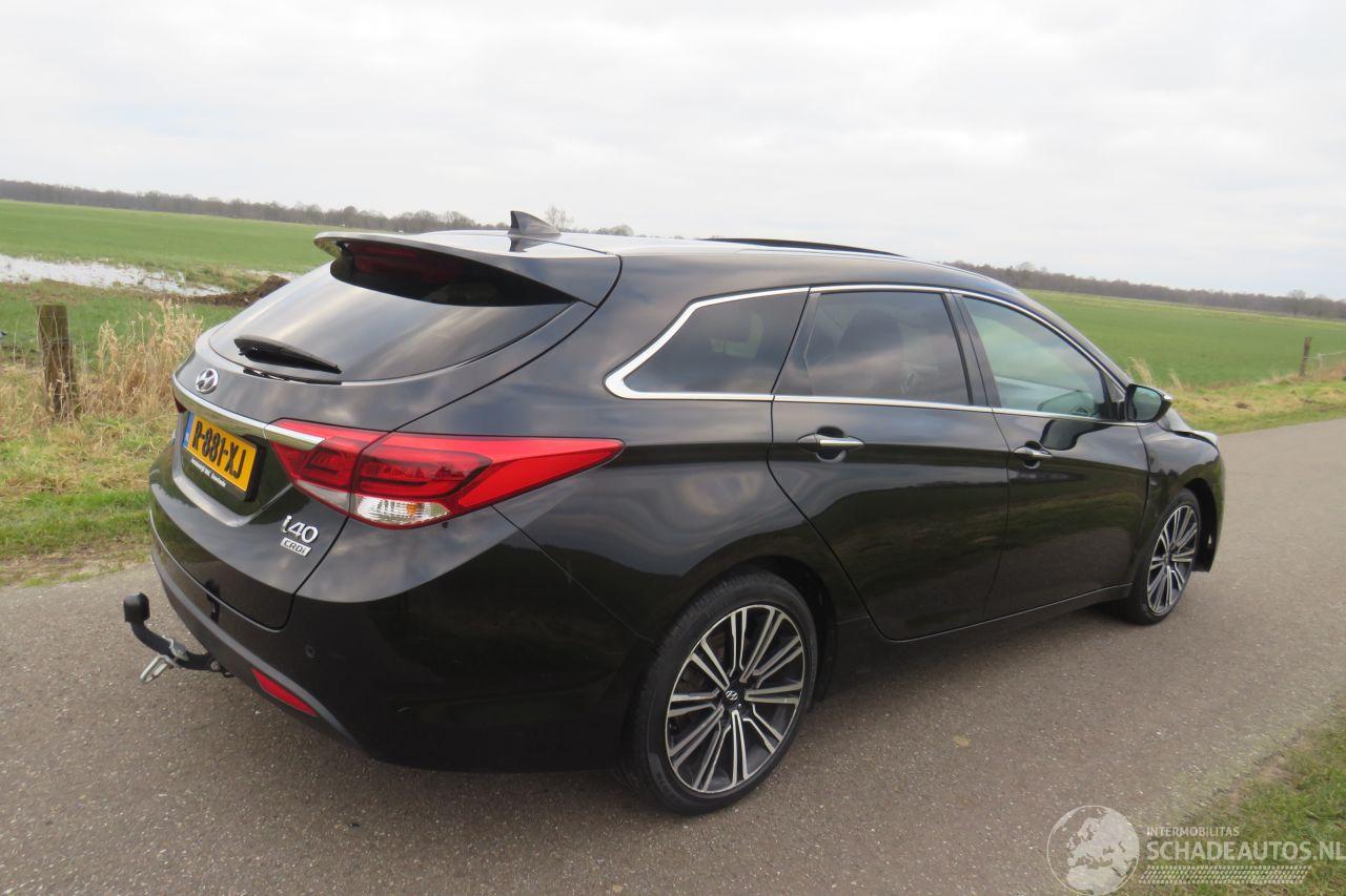 Hyundai I-40 1.7 CRDi I Catcher Premium Automaat  140pk  Camera Leer Navigatie [ nieuwe model