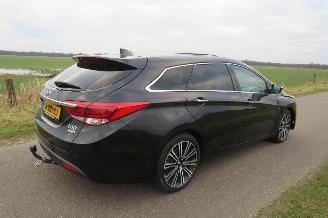 Hyundai I-40 1.7 CRDi I Catcher Premium Automaat  140pk  Camera Leer Navigatie [ nieuwe model picture 17