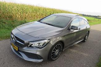 Mercedes Cla-klasse 200 D Automaat 136pk Shooting Break AMG Edition Glasendak [ Facelift model picture 4