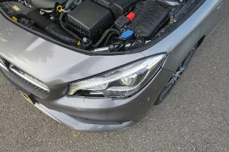 Mercedes Cla-klasse 200 D Automaat 136pk Shooting Break AMG Edition Glasendak [ Facelift model picture 21