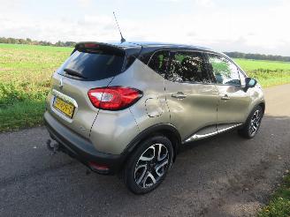 Coche accidentado Renault Captur 12 TCE 120pk Dynamique Automaat!!!! 146.000km  navigatie Airco 2014 topstaat 2014/4