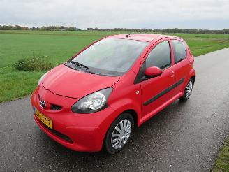 Toyota Aygo 1.0 12v + 5drs Airco 2008-11 picture 6