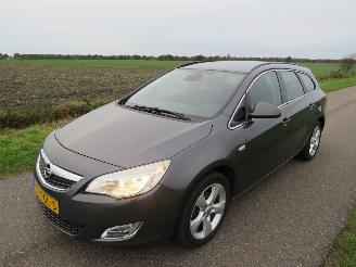 Opel Astra SPORTS TOURER 1.4 Turbo Edition  120pk Navigatie [ schadevrij  2011 picture 23