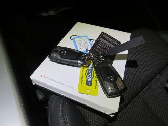 Audi A4 Avant 3.5  2.0 TFSI  150PK  Automaat 39.000km nap Electrich / Benzine Euro 6 S- Edition leer camera 2024 picture 7