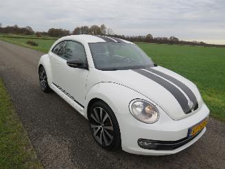 Unfallwagen Volkswagen Beetle 2.0 TSI  200pk Automaat Turbo Sport  11-2011 188.000km 2011/11