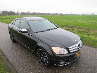 Mercedes C-klasse 280 3.0 6 Cilinder  231pk  Automaat 173.000km navigatie  [ nieuwstaat picture 12