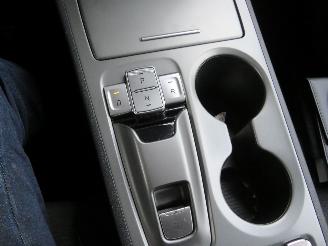 Hyundai Kona 39 kw Automaat  Elektrisch 2021  40.000km Camera Navigatie  stoelverwarmig  nieuwstaat picture 22