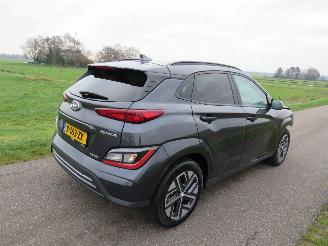 Voiture accidenté Hyundai Kona 39 kw Automaat  Elektrisch 2021  40.000km Camera Navigatie  stoelverwarmig  nieuwstaat 2021/9
