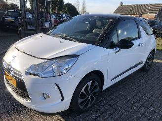 škoda osobní automobily Citroën DS3 DS3 1.6 e-HDi So Chic 2012/5