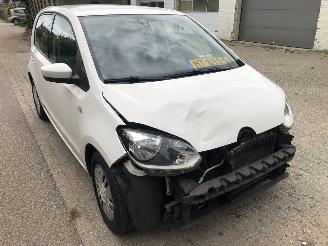 skadebil auto Volkswagen Up! Up! 1.0 move up! BlueMotion 2015/12