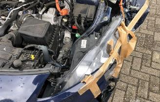 Ford Kuga 2.5 PHEV Titanium picture 10