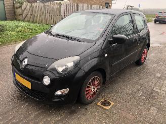 Vaurioauto  passenger cars Renault Twingo Twingo 1.2 16V Collection 2013/6