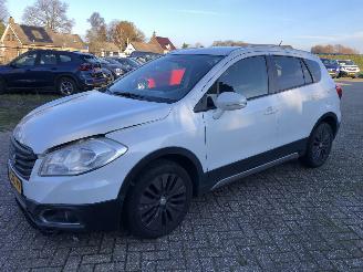 skadebil auto Suzuki SX4 SX4 S-Cross 1.6 Exclusive 2013/12