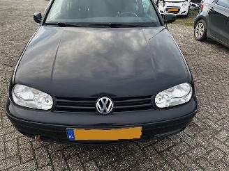 Avarii autoturisme Volkswagen Golf 1.8 trendline 1999/4