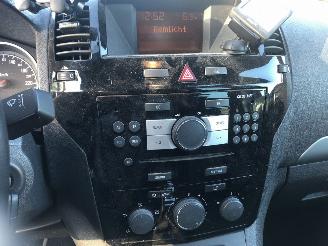 Opel Zafira Zafira 1.8 111 years Edition picture 13