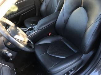 Toyota Camry Camry 2.5 Hybrid Premium picture 20