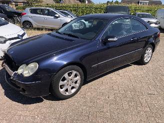 Vaurioauto  passenger cars Mercedes CLK CLK-klasse Coupé  200 K ELEGANCE 2004/1