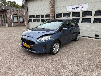 krockskadad bil auto Ford Fiesta 1.0 Connected Cruise Navi 60585 Km NAP ! 2021/2