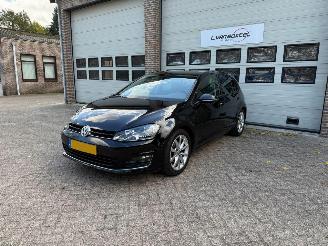 Vaurioauto  passenger cars Volkswagen Golf 1.2 TSI Highline Clima Cruise NAP ! 2013/1
