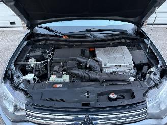 Mitsubishi Outlander 2.0 PHEV Instyle Schuifdak Leder Navi Clima NAP ! picture 21