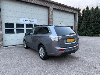 Mitsubishi Outlander 2.0 PHEV Instyle Schuifdak Leder Navi Clima NAP ! picture 4
