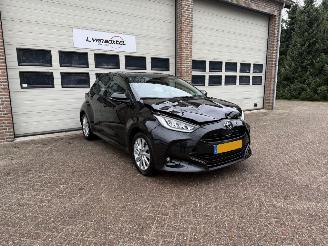 Damaged car Toyota Yaris 1.5 VVT-i Style Head-Up Navi Clima Cruise 34611 Km ! 2021/10