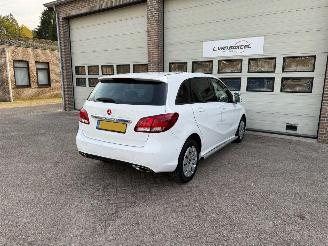 Mercedes B-klasse 220d Ambition Automaat Navi Cruise NAP ! picture 3
