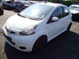 demontáž osobní automobily Toyota Aygo  2011/1