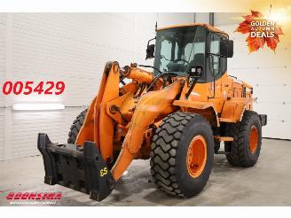 damaged machines Case  DL250 Wiellader Airco BY 2011 2011/1