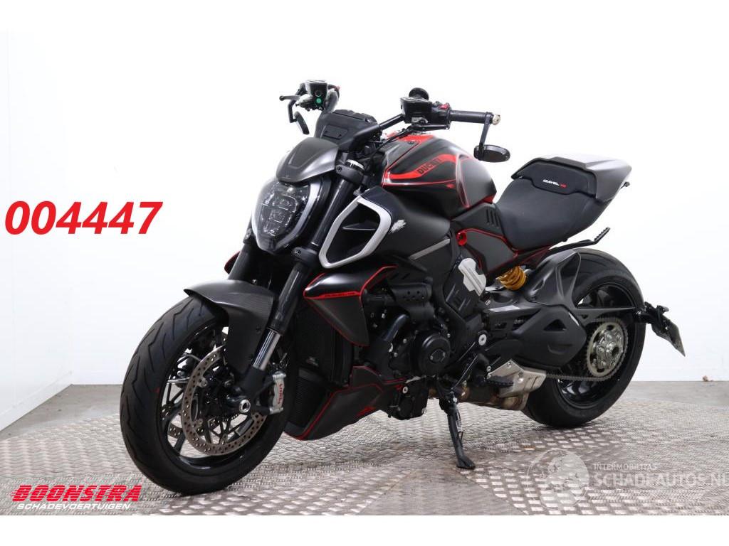 Ducati Diavel V4 LED Quickshift WheelieContr. 1.794 km!