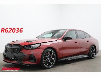 Unfallwagen BMW i5 M60 xDrive M-Sport M-Performance B&W Pano AR HUD Memory AHK 2024/3