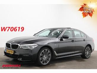 skadebil auto BMW 5-serie 540i xDrive M-Sport Schuifdak HUD ACC Memory H/K Camera 2020/2