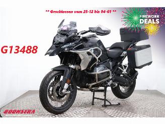 damaged motor cycles BMW R 1250 GS Triple Black 3X Pakket! 2023/1